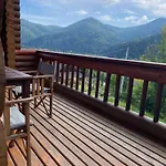 Vidal Lodge *
